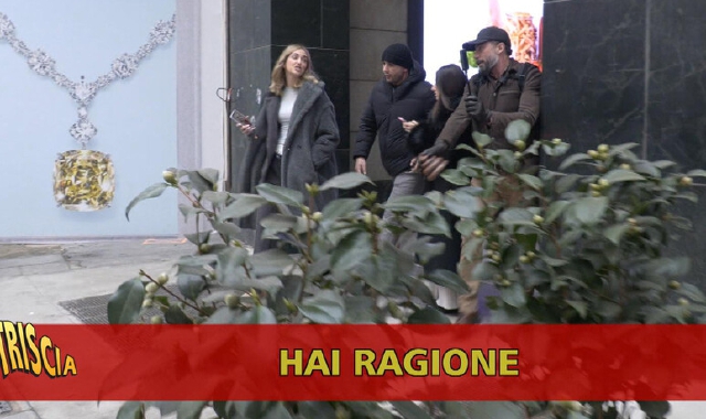 Chiara Ferragni nel servizio mandato in onda da Striscia la Notizia sul Suv in divieto