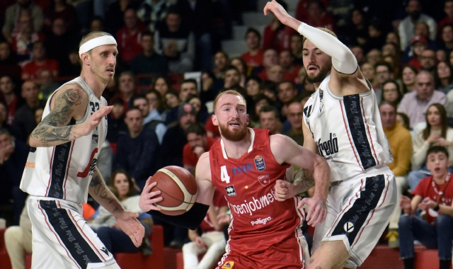 Anche Mannion in ombra nella sconfitta contro la Virtus Bologna (Foto Angelo Puricelli)