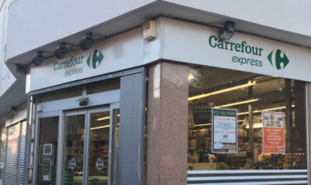Il supermercato di via XX settembre a Cardano al Campo