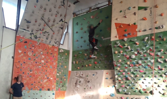 Varese, arrampicata solidale. Grazie a Whites