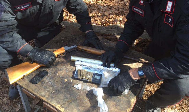 Torture e droga nei boschi, altri quattro arresti