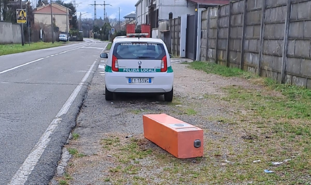 Olgiate Olona, autovelox abbattuto: mistero risolto