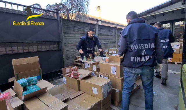 Sigarette elettroniche nocive: maxi sequestro a Gallarate