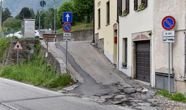 L’aggressione da parte dell’animale è avvenuta in via San Gottardo