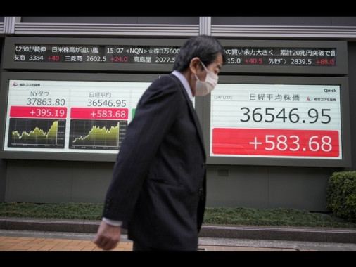 Borsa: l'Asia entra nell'anno del Dragone con un rally