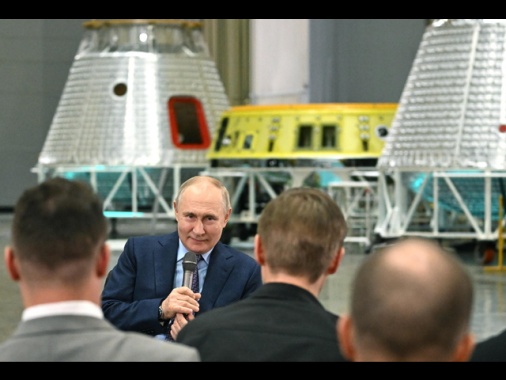 Nyt, Mosca lavora a arma nucleare spaziale anti satellite