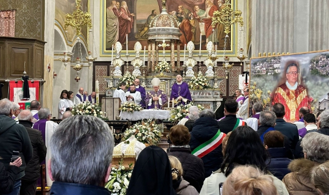 I funerali di don Giorgio Ferrario a Curiglia