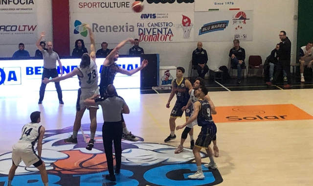 Gazzada espugna Gallarate