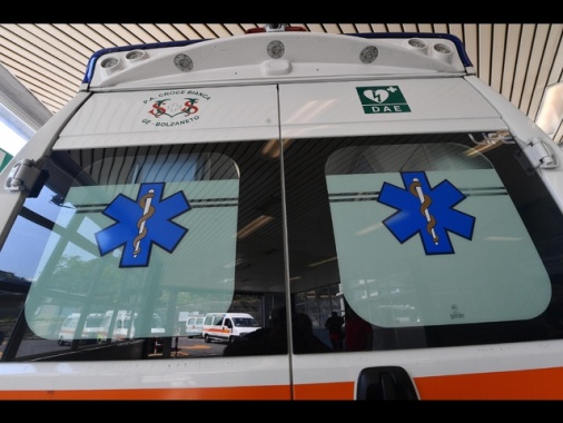 Travolto da un bus di linea a Bergamo, muore a 19 anni