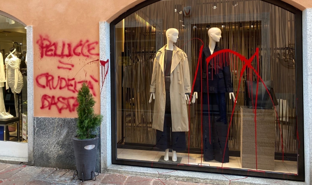 Busto, attacco animalista a Max Mara