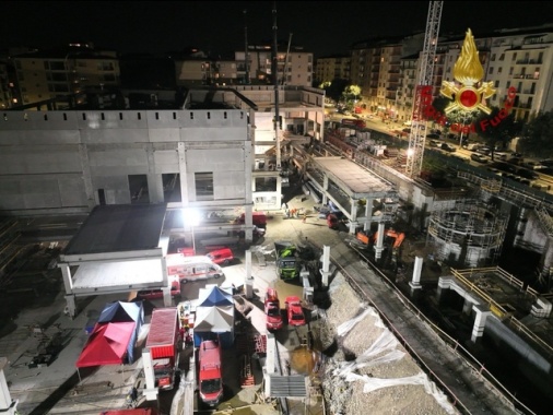 Crollo a Firenze, Asl sequestra tutto il cantiere