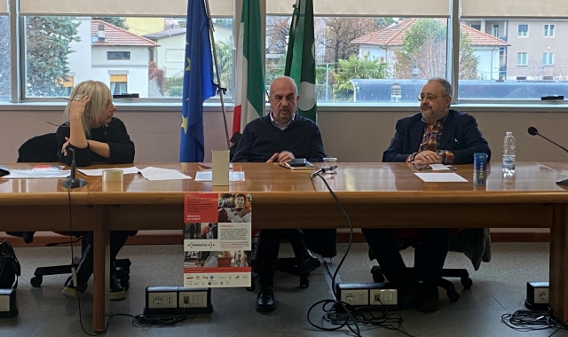 Arcisate, SafetyCar-e aiuta chi è in difficoltà