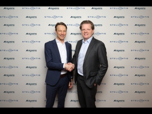 Ayvens acquisterà 500.000 veicoli Stellantis