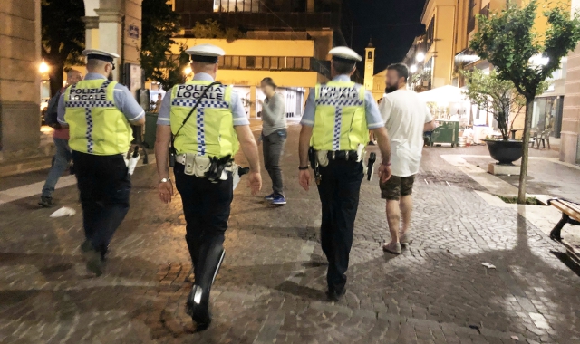 I poliziotti hanno raggiunto il luogo della rissa (foto Archivio)
