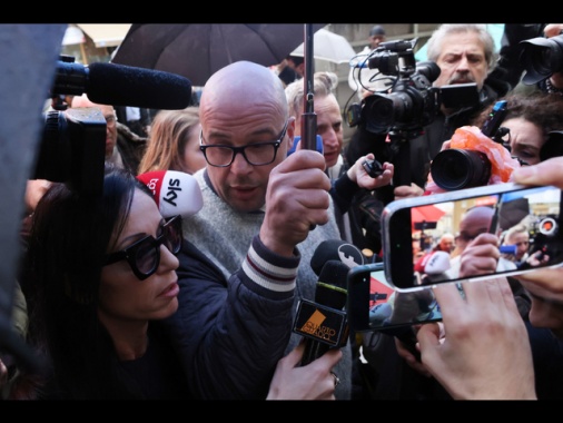 Castagna, le parole di Azouz offendono le vittime di Erba
