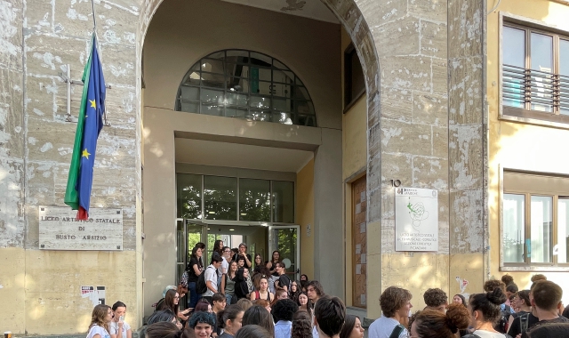 Il liceo Candiani (foto Archivio)
