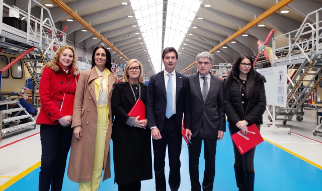 Vergiate, parlamentari in visita a Leonardo