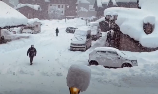 Macugnaga e Mottarone, oltre mezzo metro di neve fresca. Disagi in Val Formazza