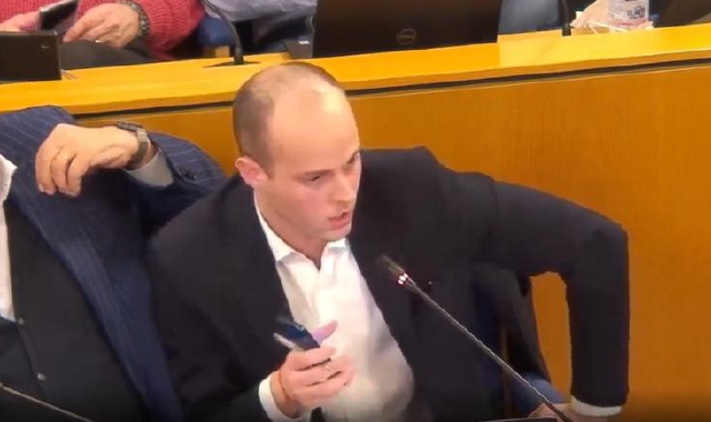 Legnano, Consiglio comunale: subito polemica