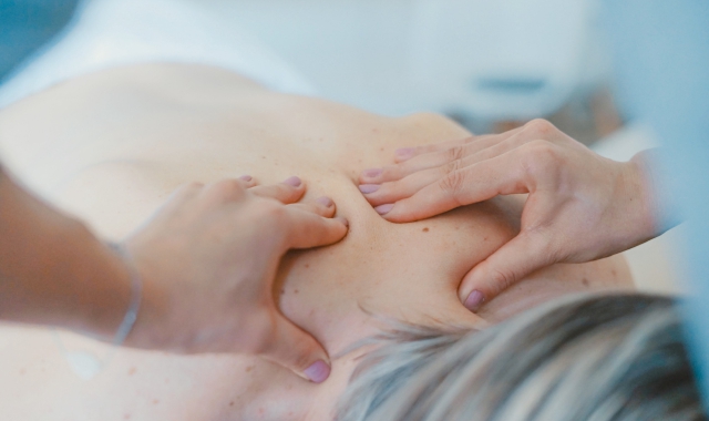 Varese, osteopata accusato di molestie sessuali
