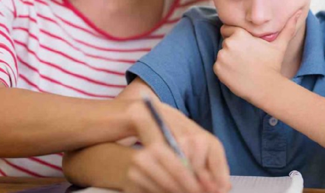 Varese, sesso con dodicenne: condannata l’amica di famiglia