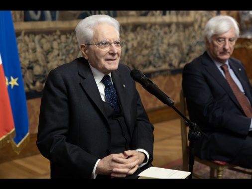 Mattarella,la stampa libera è attaccata in molte parti del mondo