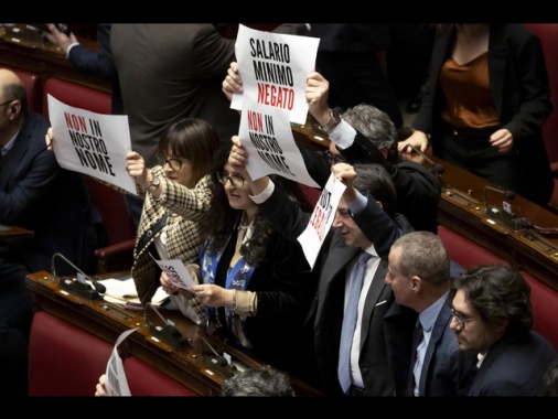 Mozione del Pd per il salario minimo e contro la precarietà