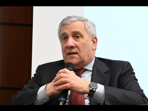 Tajani, sugli F-16 Putin fa propaganda