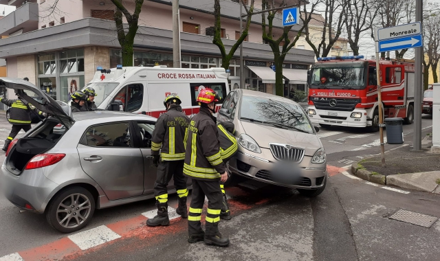L’incidente ha coinvolto due vetture