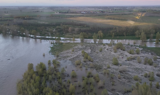 Intrappolati sul Po, salvati dal “Drago” di Malpensa
