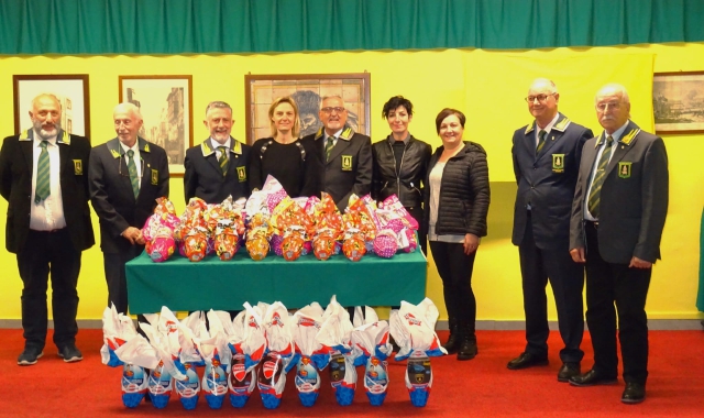 Busto Arsizio, dai finanzieri in congedo uova di Pasqua solidali