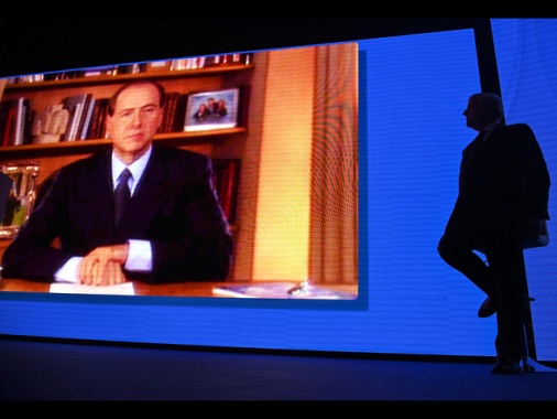 FI, ok dal Cdm al francobollo dedicato a Berlusconi