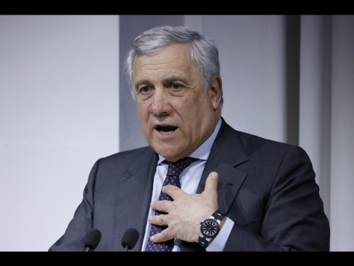 Tajani, 'Mosca assente in Svizzera? Non vuole la pace'