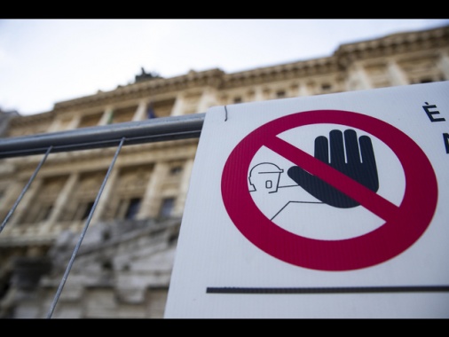 Gli sprechi della P.a valgono in Italia 500 miliardi di euro