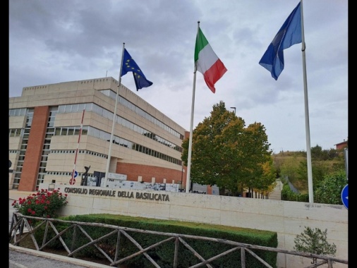 Basilicata, in Consiglio regionale elette tre donne su 20