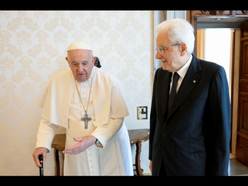 Mattarella al Papa, semi fecondi di pace i Suoi appelli