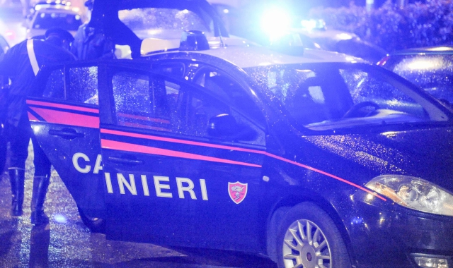 Fanno saltare il bancomat: colpo nel Novarese