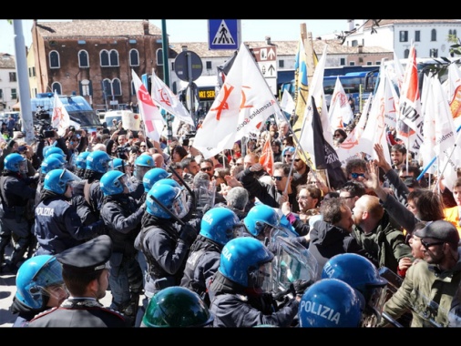 Venezia, manifestazioni contro il ticket d'accesso