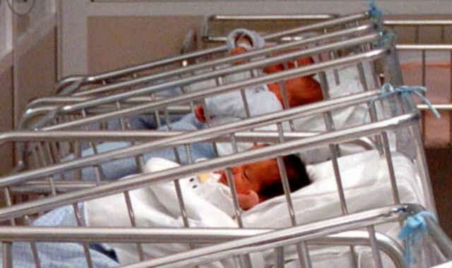 Borgomanero, in 12 ore nascono 7 bambini