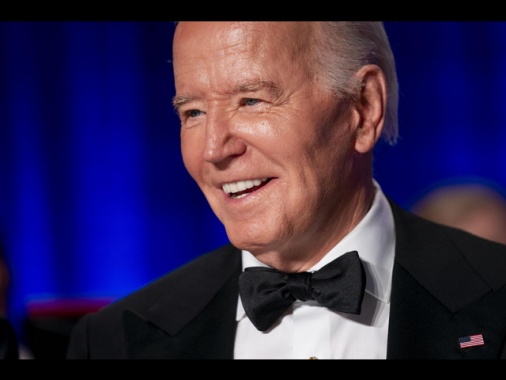 Biden ironizza su Trump, io un adulto contro un bambino