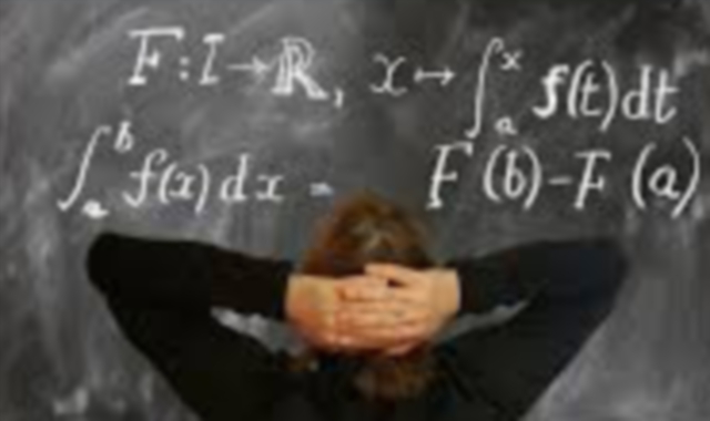 Il docente dava ripetizioni di matematica alla ragazza
