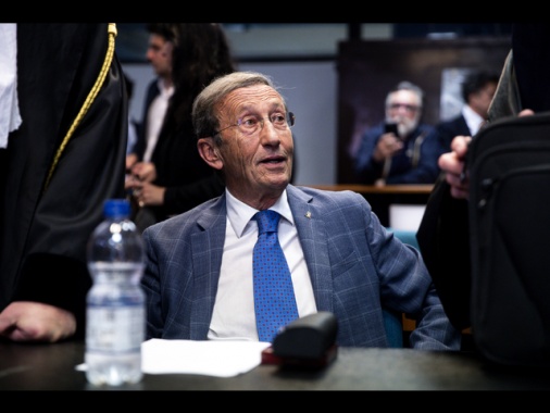 Fini, 'non autorizzai vendita dell'appartamento di Montecarlo'
