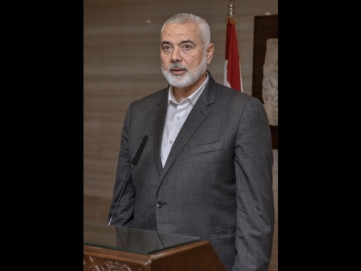 Haniyeh ha informato l'Iran su accettazione dell'accordo