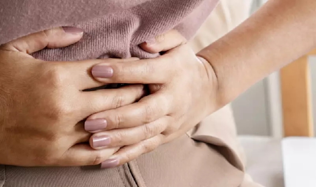 L’acqua è importante per la digestione (Foto Archivio)