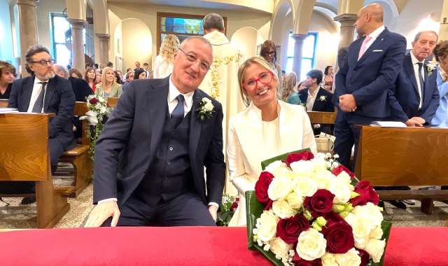 La cerimonia è stata celebrata nella chiesa di Oggiona Santo Stefano (foto Domenico Ghiotto - Agenzia Blitz)