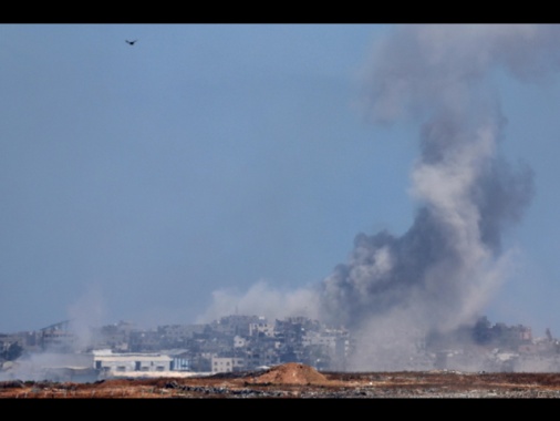 Ospedale Gaza, 'attacco israeliano a Nouseirat, 20 morti'