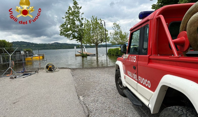 Canottieri Varese liberata dall’acqua