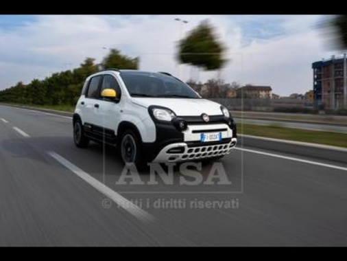 Stellantis promuove con sue offerte auto prodotte in Italia