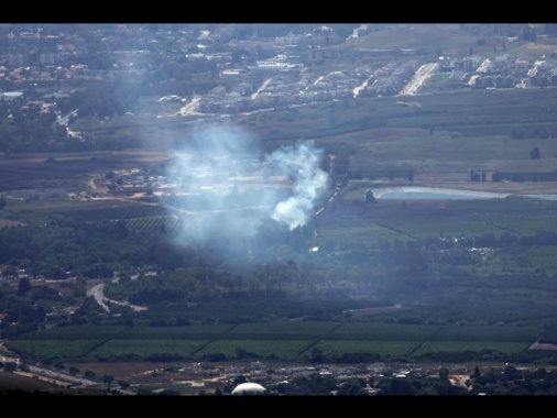 Israele, colpite strutture militari Hezbollah in Libano sud