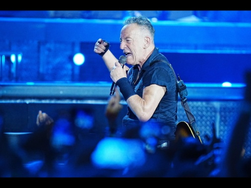 Springsteen, rinviati i concerti di Milano dell'1 e 3 giugno
